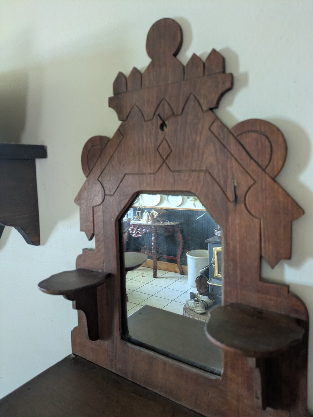 Antique Eastlake Victorian Walnut Wall Mirror Shaving Stand Comb Case - Picture 10 of 11